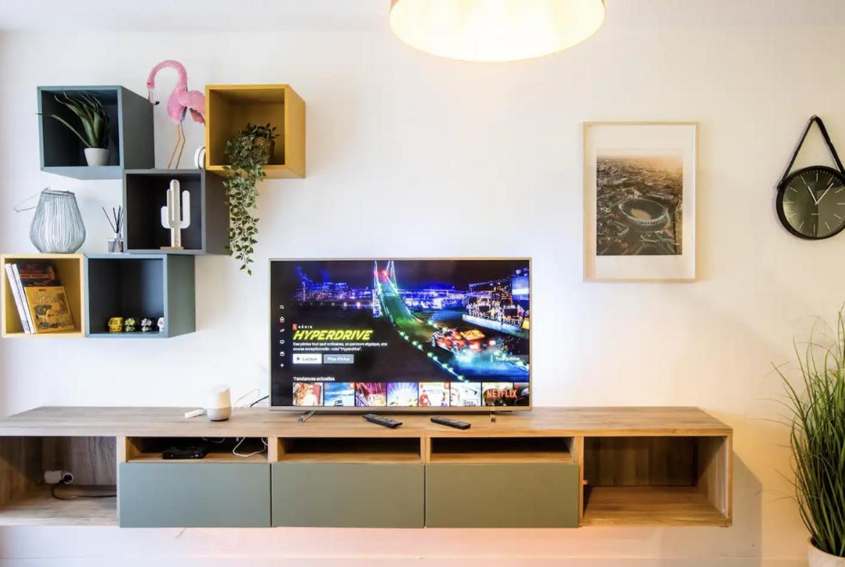 Studio Terrasse & Parking Gratuit En Residence Nîmes Exterior foto